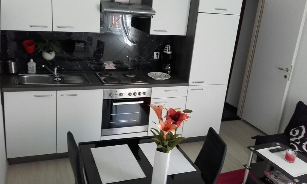אומאג Apartments Paris חדר תמונה