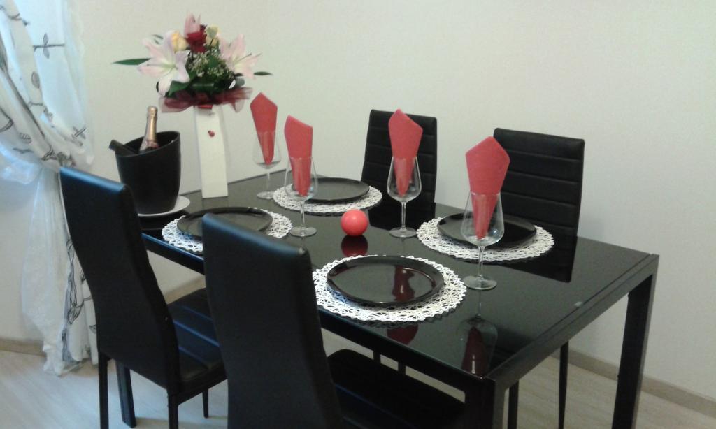 אומאג Apartments Paris חדר תמונה